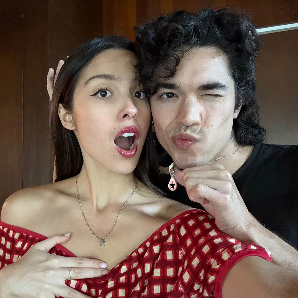 Olivia Rodrigo x Conan Gray Friendship Necklace Set - Image 3