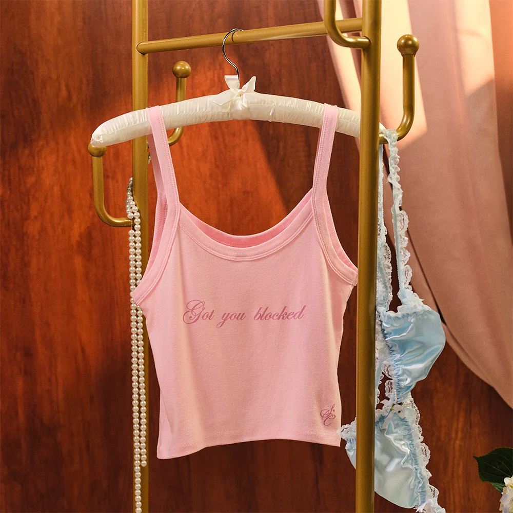got you blocked crop tank